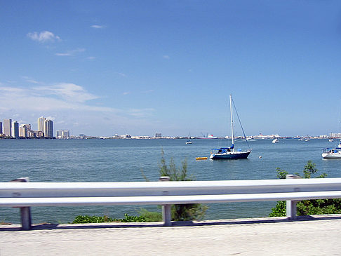 Blick von den Straßen auf Miami