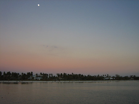 Naples am Abend Foto 