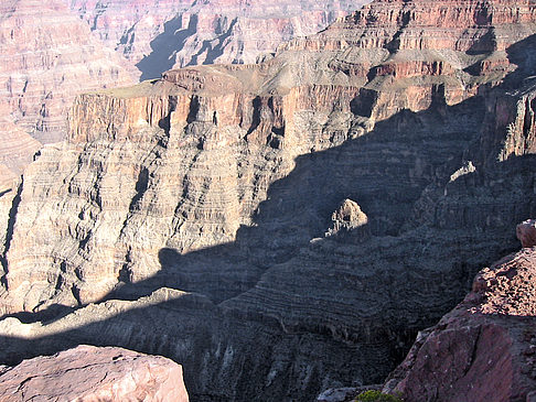 Per Hubschrauber im Grand Canyon