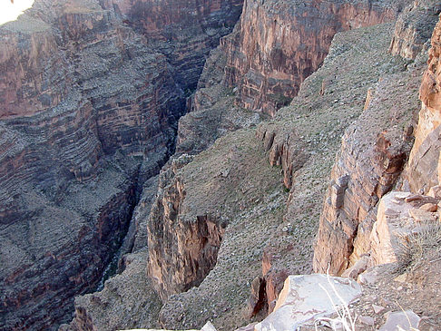 Per Hubschrauber im Grand Canyon