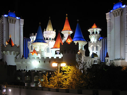 Foto Hotel Excalibur bei Nacht - Las Vegas